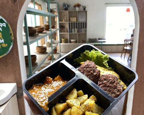 Meatball With Potato Wedges